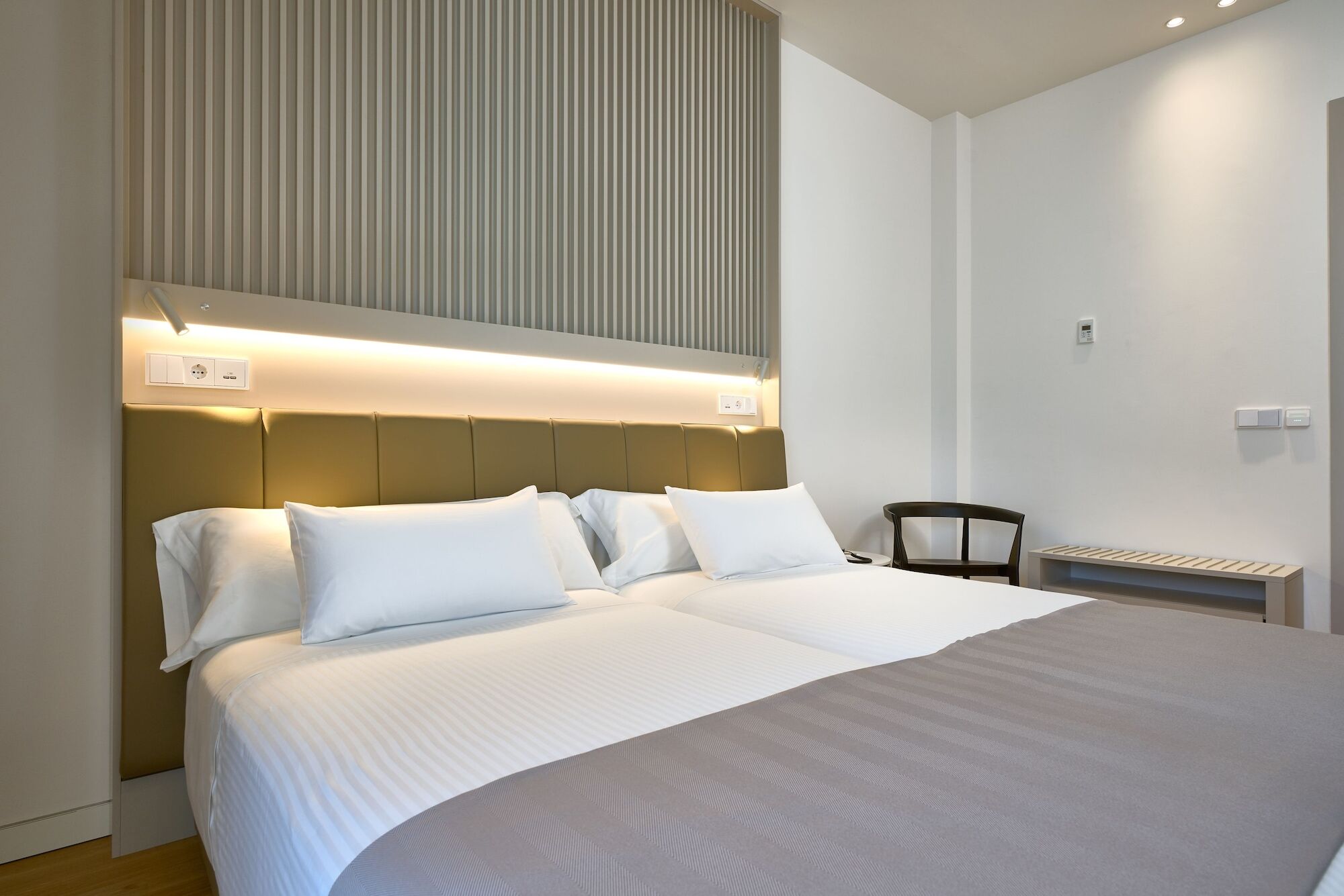 Hotel Kivir Seville Ngoại thất bức ảnh